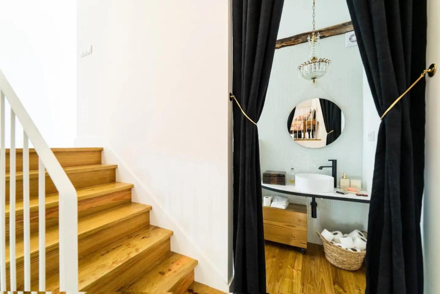 Casa Velhinha - Design, Culture And Comfort In Guimaraes Exterior photo